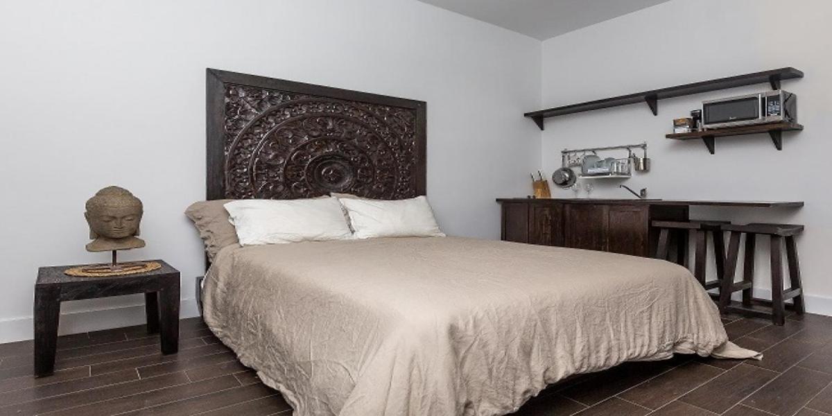 Vive Zen 2 Queen Beds